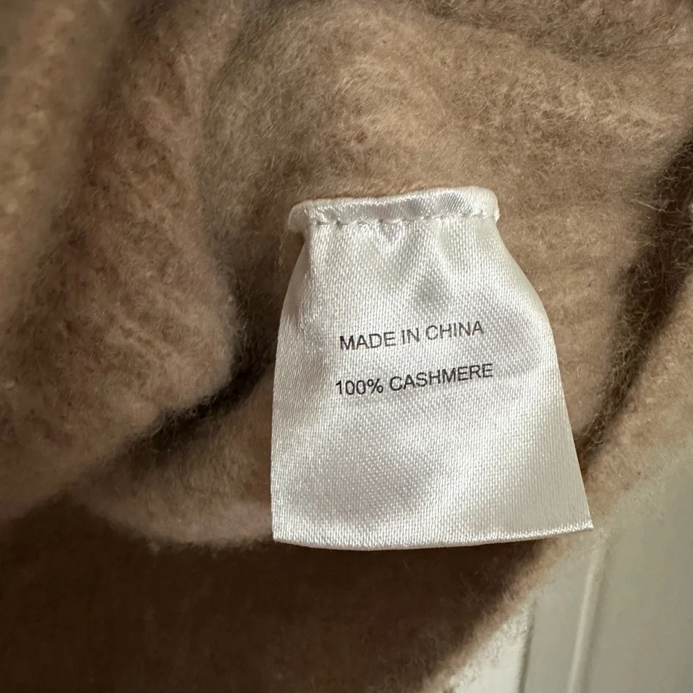 Quince oatmeal Women's cashmere fisherman sweater - Picture 7 of 9